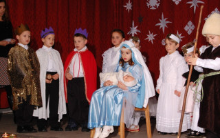 30-Mindenki-karacsonya-2010