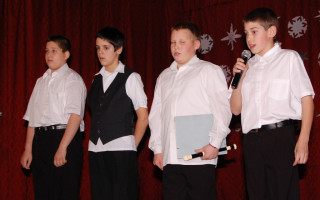34-Mindenki-karacsonya-2010
