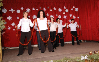 48-Mindenki-karacsonya-2010