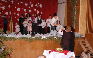 62-Mindenki-karacsonya-2010