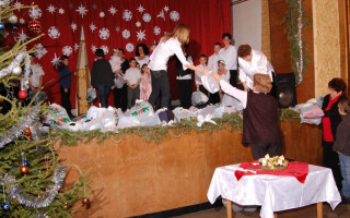 66-Mindenki-karacsonya-2010