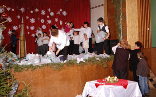 67-Mindenki-karacsonya-2010