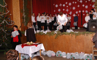 71-Mindenki-karacsonya-2010