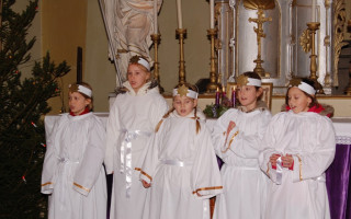 22-Mindenki-karacsonya-2012
