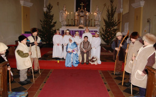 39-Mindenki-karacsonya-2012