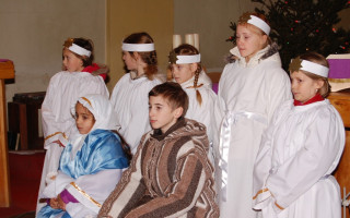 40-Mindenki-karacsonya-2012