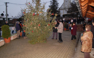 50-Mindenki-karacsonya-2012