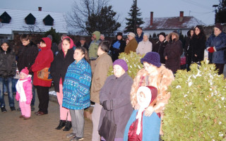 60-Mindenki-karacsonya-2012