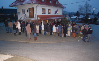 72-Mindenki-karacsonya-2012