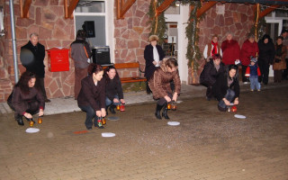 77-Mindenki-karacsonya-2012
