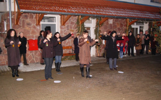 79-Mindenki-karacsonya-2012