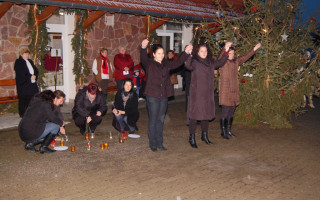 81-Mindenki-karacsonya-2012