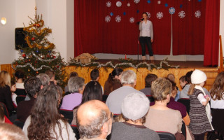 17-Mindenki-karacsonya-2013