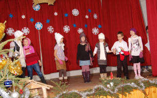 22-Mindenki-karacsonya-2013