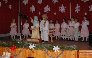 32-Mindenki-karacsonya-2017