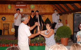 186-Toti-falunap-2014