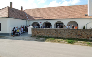 13-Kuturhaz-atadas-2013.-05.-05