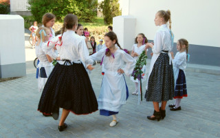 40-Kuturhaz-atadas-2013.-05.-05