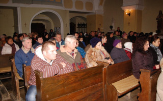 11-Mindenki-karacsonya-2012
