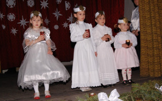 12-Mindenki-karacsonya-2010