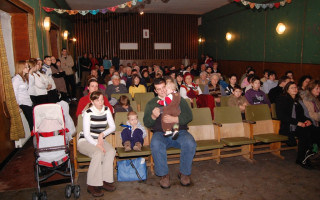 14-Mindenki-karacsonya-2010
