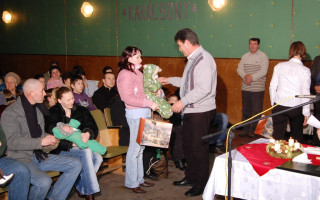 19-Mindenki-karacsonya-2010