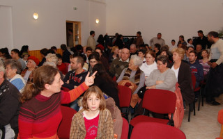 05-Mindenki-karacsonya-2013
