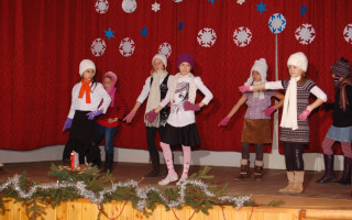 19-Mindenki-karacsonya-2013