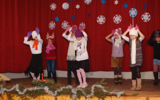 20-Mindenki-karacsonya-2013