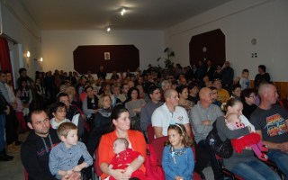 02-Mindenki-karacsonya-2019