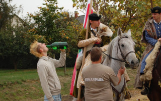 012-Szureti-felvonulas-2009