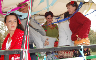 015-Szureti-felvonulas-2009