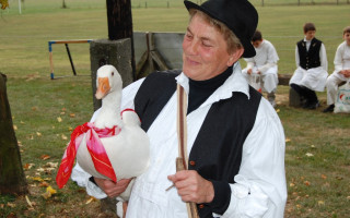 025-Szureti-felvonulas-2009