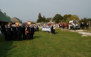 056-Szureti-felvonulas-2009