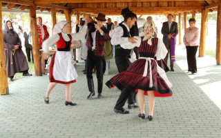 064-Szureti-felvonulas-2009