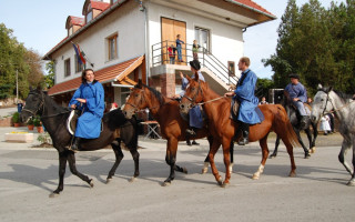 009-Szureti-felvonulas-2011