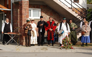 041-Szureti-felvonulas-2011