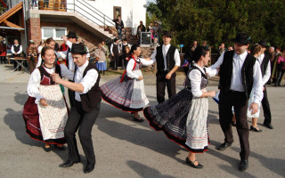 045-Szureti-felvonulas-2011