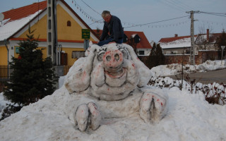 006-Toti-hodiszno-2010
