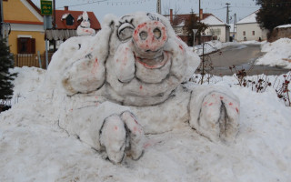 011-Toti-hodiszno-2010
